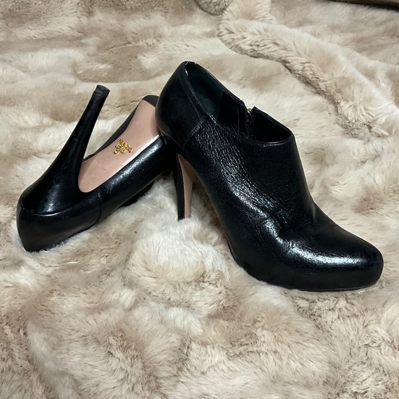 * Black Leather PRADA Booties * - Picture 1 of 7